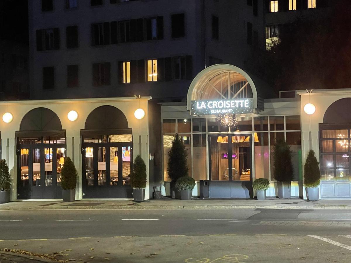 Le Locle : Bel Appartement Chaleureux Exterior foto